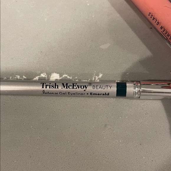 Makeup bundle - Picture 5 of 6